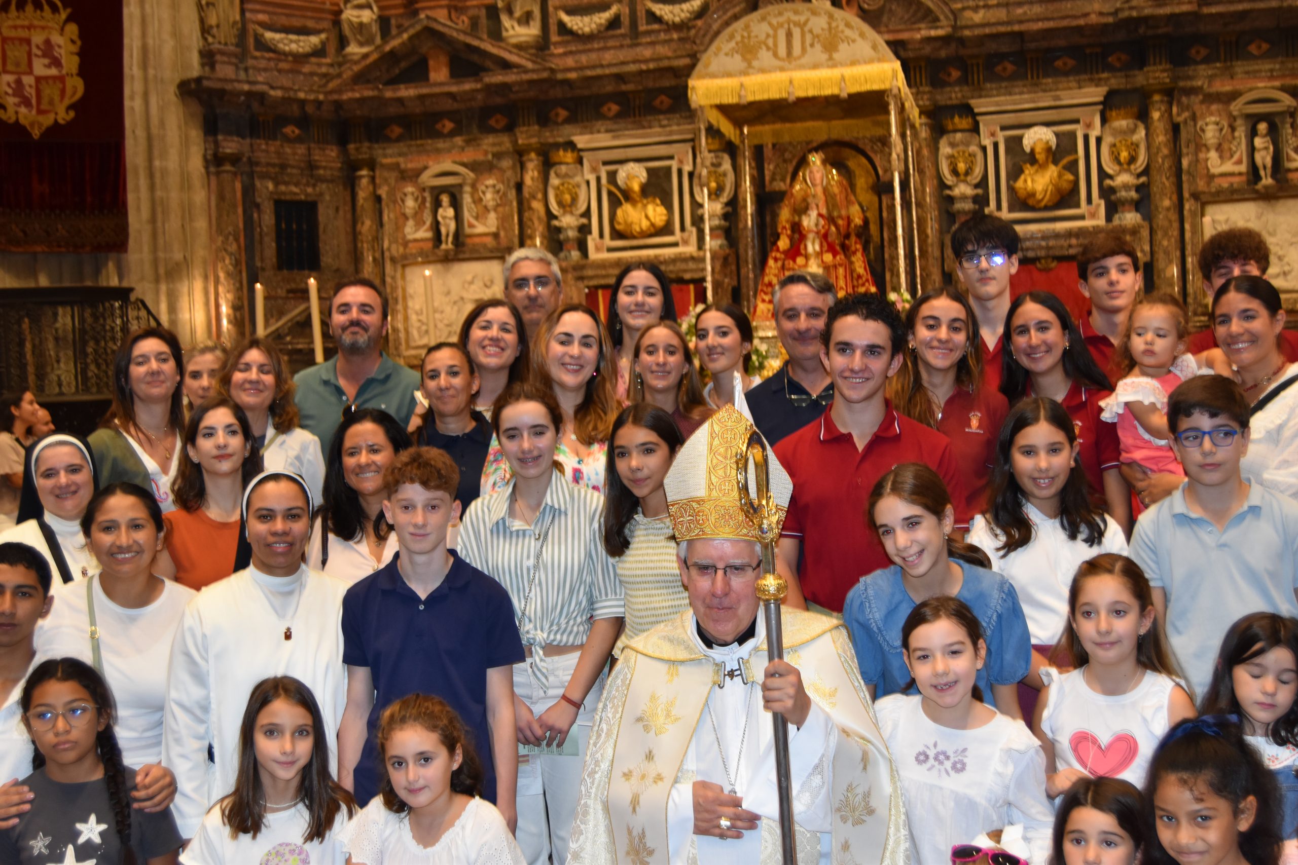 El Colegio San José MM. Mercedarias participa en el Jubileo de los Niños en la Catedral de Sevilla